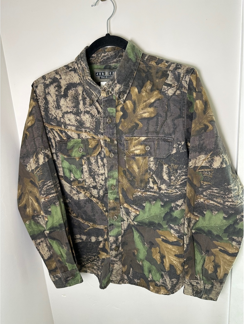 vintage Jerzees Outdoors Camo Long-Sleeve Button-Down Shirt/ Jacket